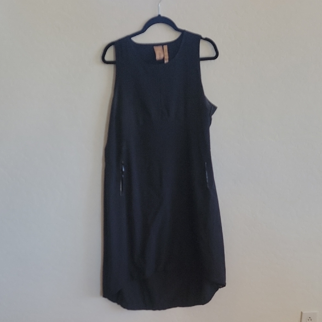 Gray Sleeveless Crew Neck Sheath Dress